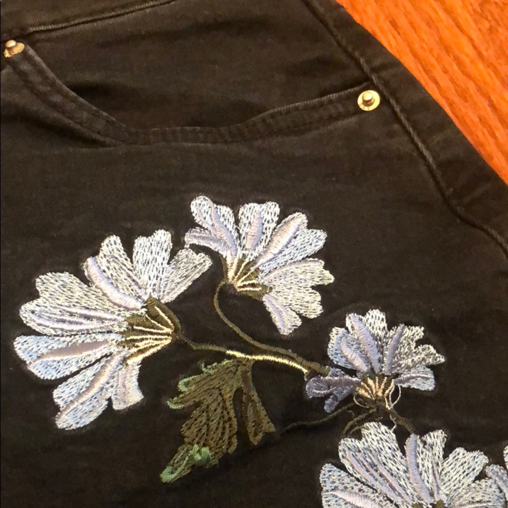 Black Jean Skirt with Blue Flowers - Picture 2 of 4